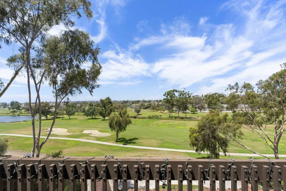 2501 Navarra Dr #121 Carlsbad, CA 92009