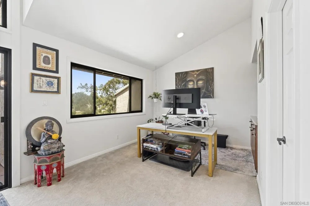 2501 Navarra Dr #121 Carlsbad, CA 92009