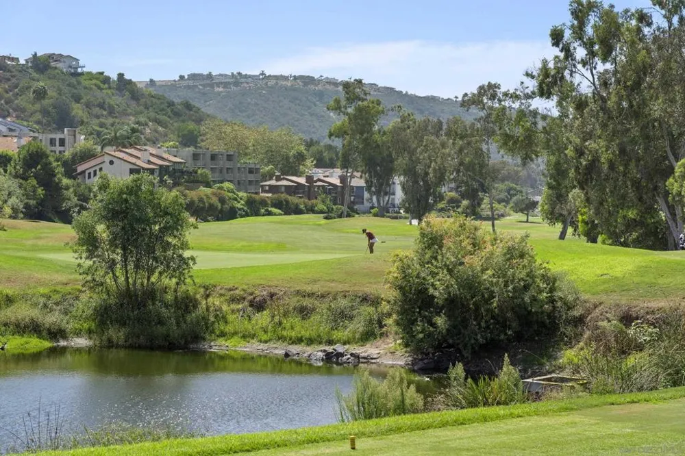 2501 Navarra Dr #121 Carlsbad, CA 92009