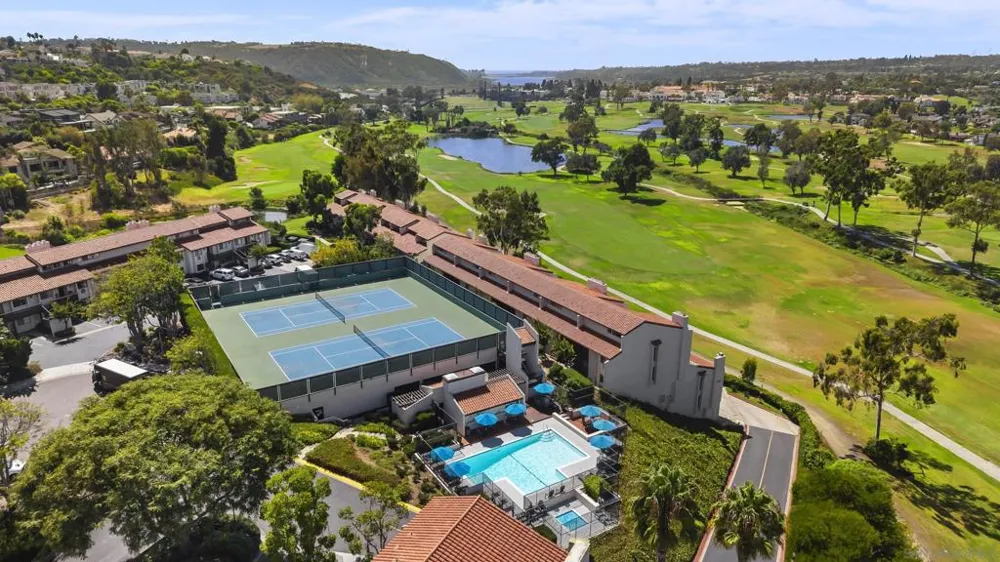 2501 Navarra Dr #121 Carlsbad, CA 92009