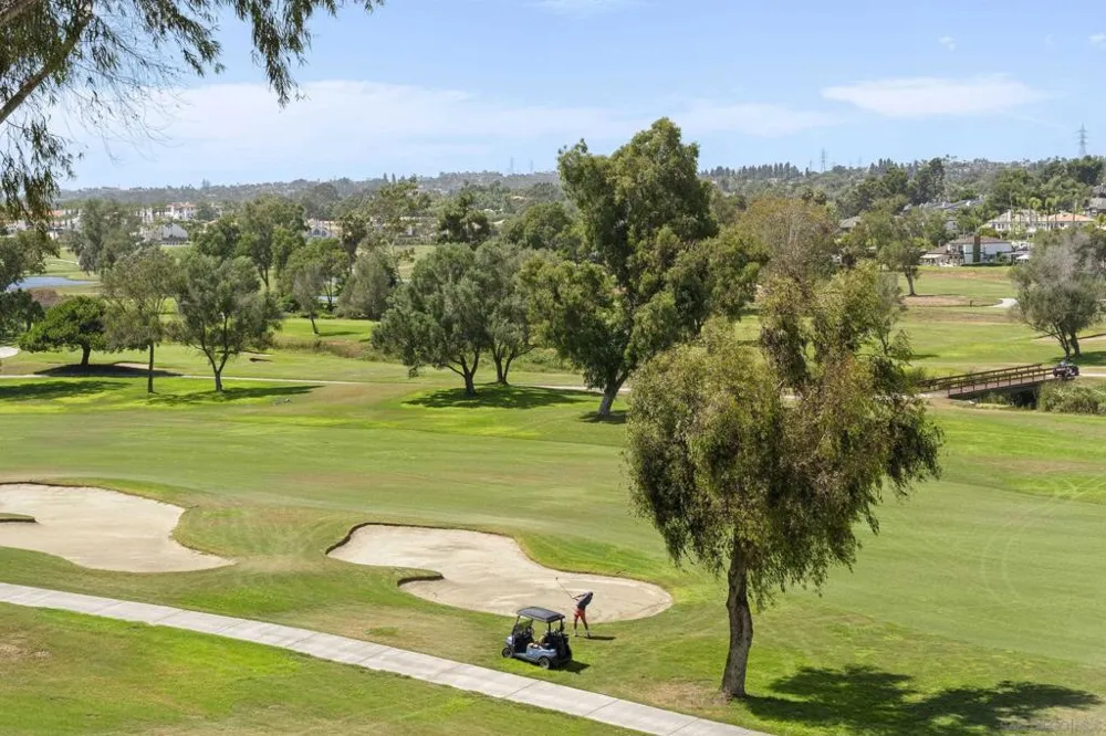 2501 Navarra Dr #121 Carlsbad, CA 92009