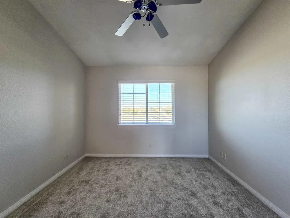 11926 Golden View Road Pinon Hills, CA 92372