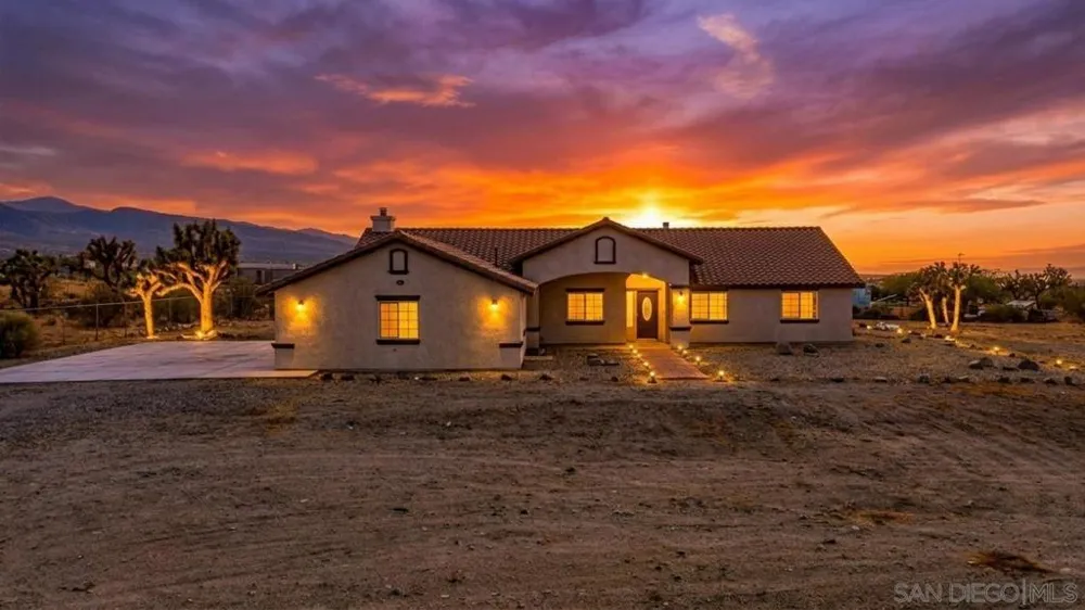 11926 Golden View Road Pinon Hills, CA 92372