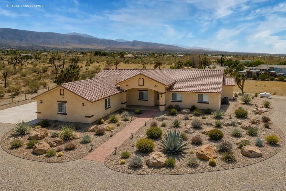 11926 Golden View Road Pinon Hills, CA 92372
