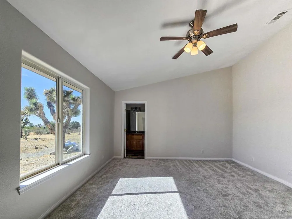 11926 Golden View Road Pinon Hills, CA 92372