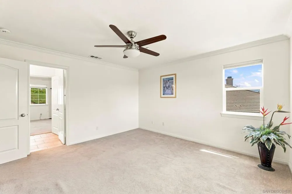 10353 Pinion Trail Escondido, CA 92026