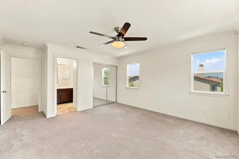 10353 Pinion Trail Escondido, CA 92026