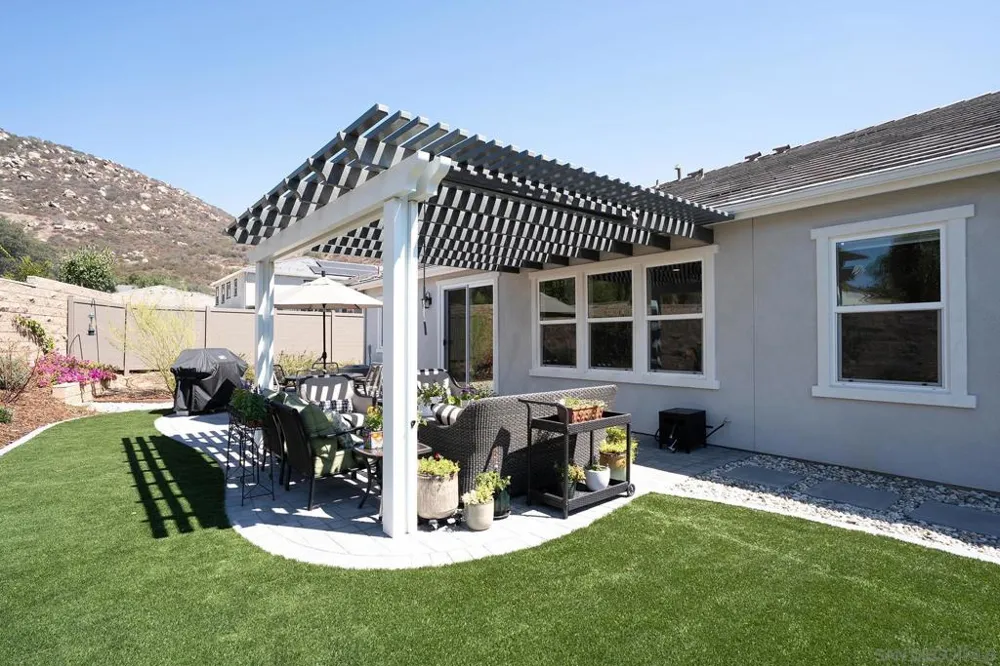 3132 Shue Escondido, CA 92027