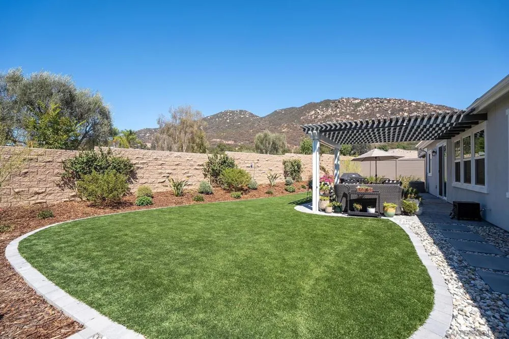 3132 Shue Escondido, CA 92027