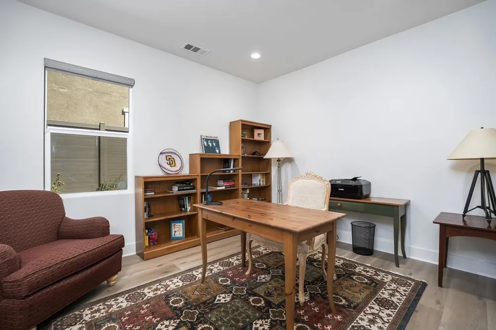 3132 Shue Escondido, CA 92027