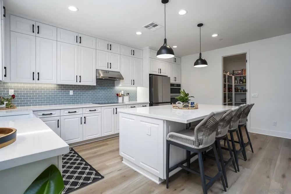 3132 Shue Escondido, CA 92027