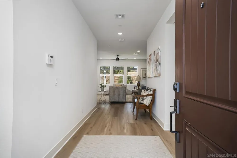 3132 Shue Escondido, CA 92027