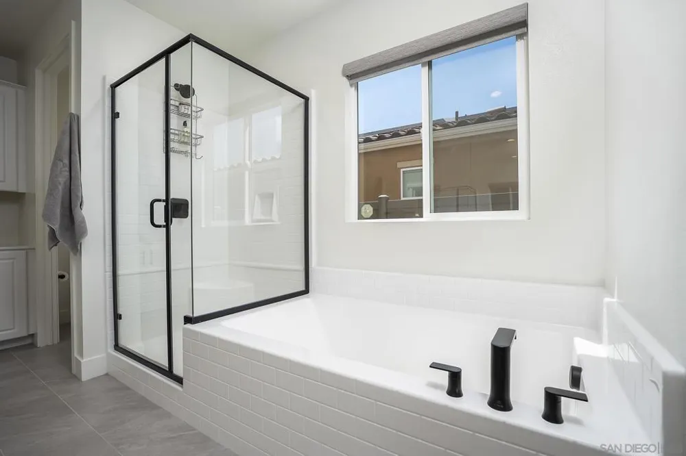 3132 Shue Escondido, CA 92027