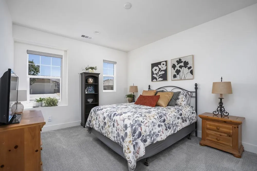 3132 Shue Escondido, CA 92027