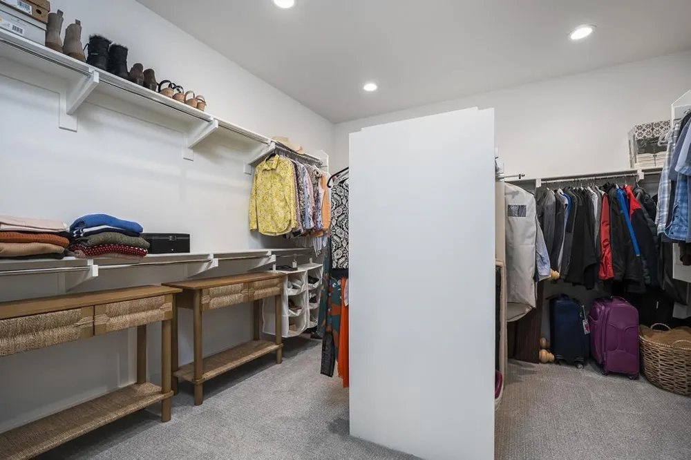 3132 Shue Escondido, CA 92027
