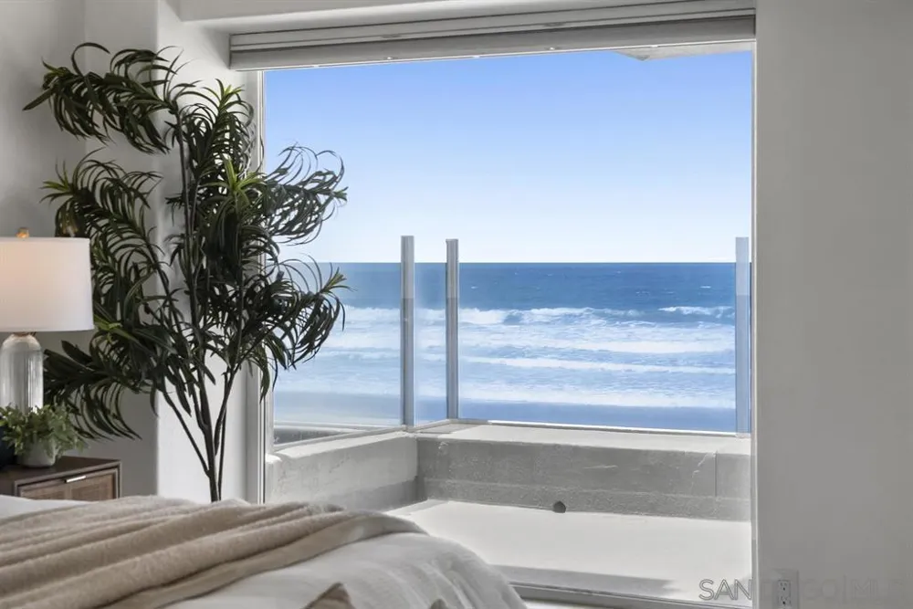 1362 Seacoast Drive #B Imperial Beach, CA 91932