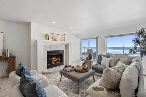 1362 Seacoast Drive #B