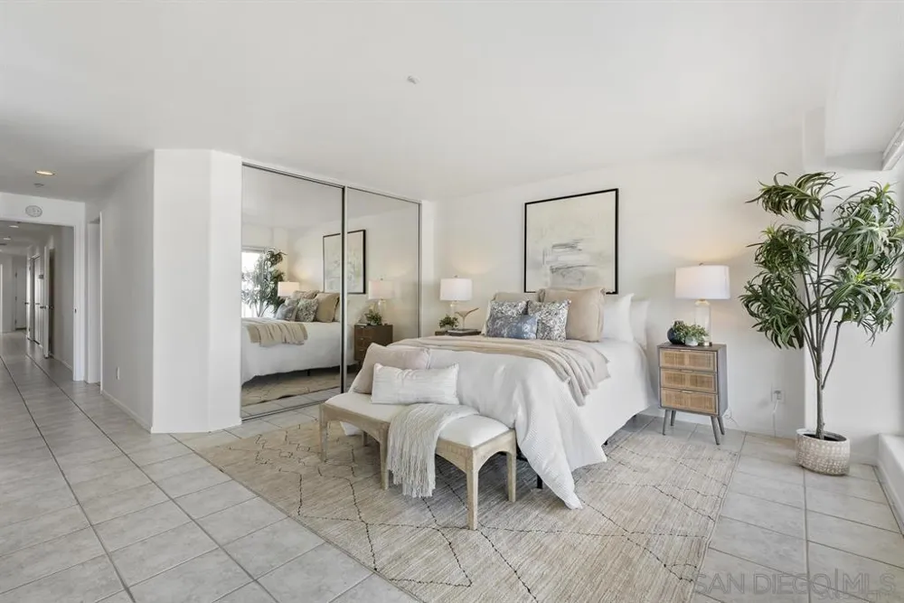 1362 Seacoast Drive #B Imperial Beach, CA 91932