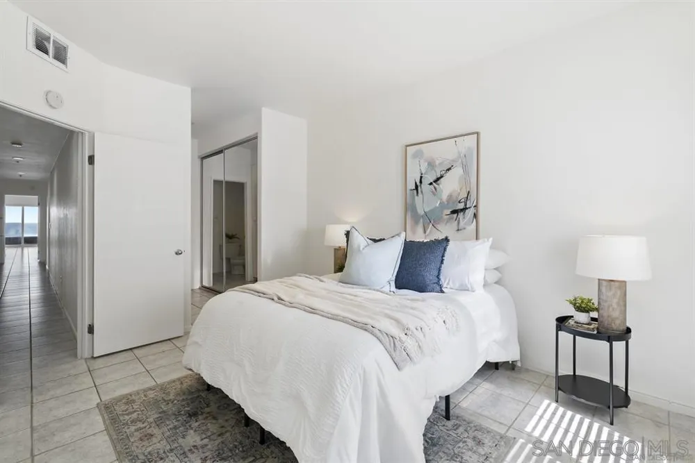 1362 Seacoast Drive #B Imperial Beach, CA 91932