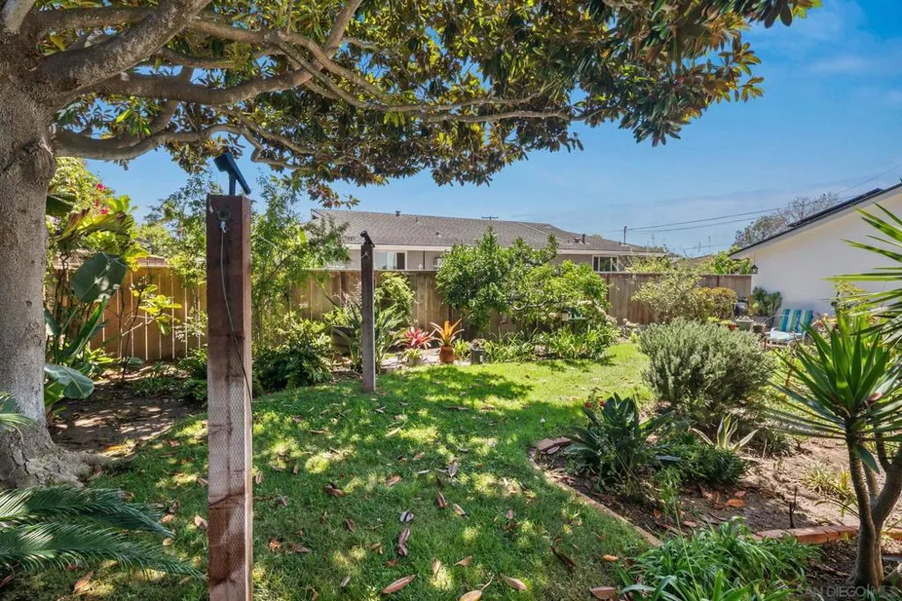 8925 Cliffridge Avenue La Jolla, CA 92037