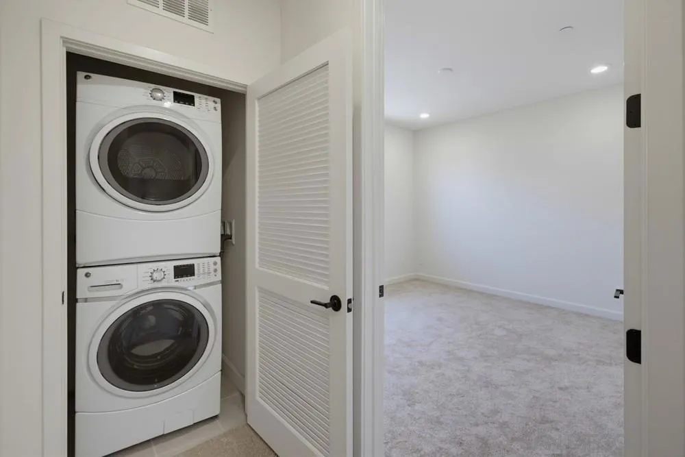 4366 Pacifica Way #3 Oceanside, CA 92056