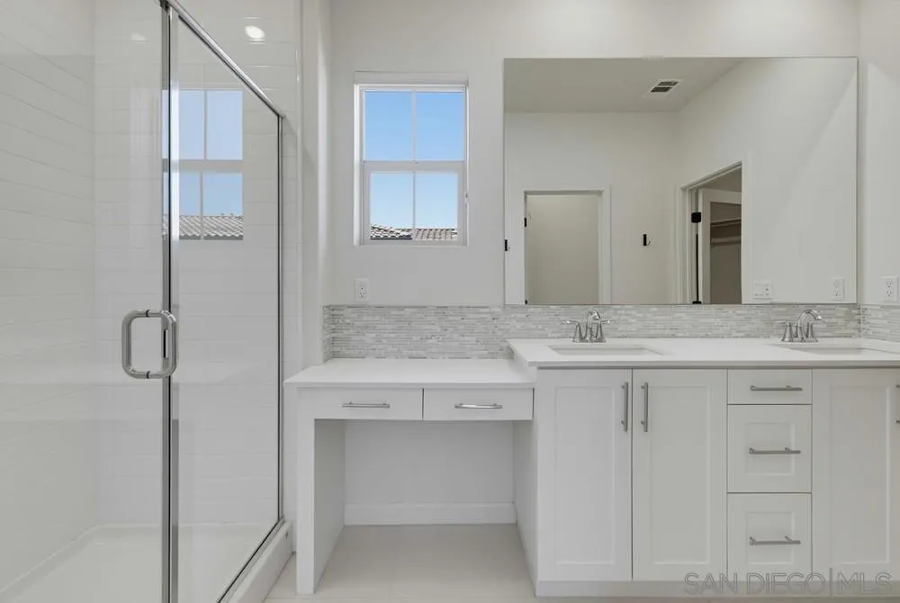 4366 Pacifica Way #3 Oceanside, CA 92056