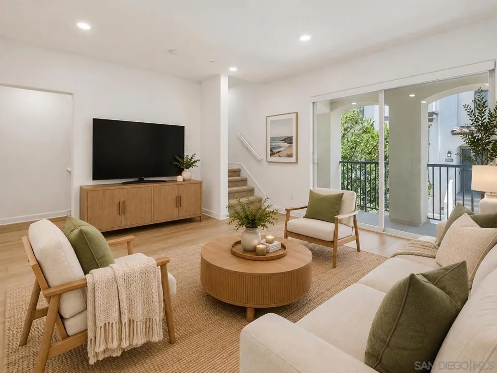 4366 Pacifica Way #3 Oceanside, CA 92056