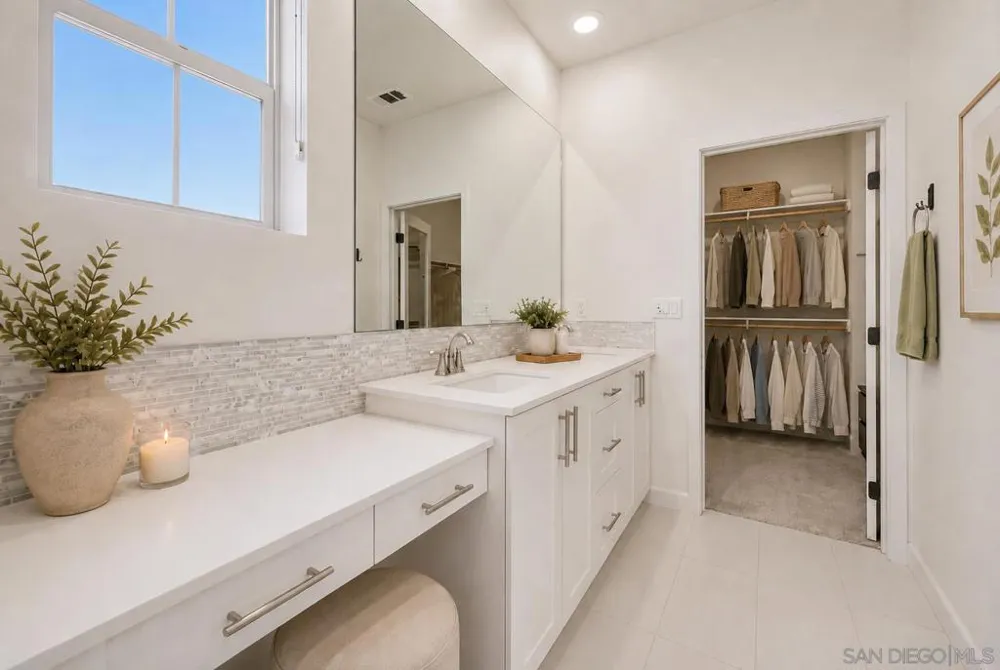 4366 Pacifica Way #3 Oceanside, CA 92056
