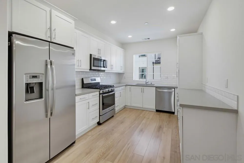 4366 Pacifica Way #3 Oceanside, CA 92056