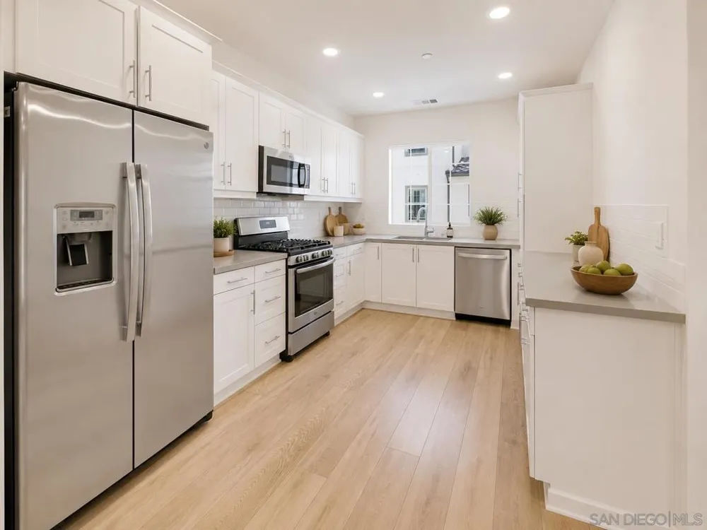 4366 Pacifica Way #3 Oceanside, CA 92056