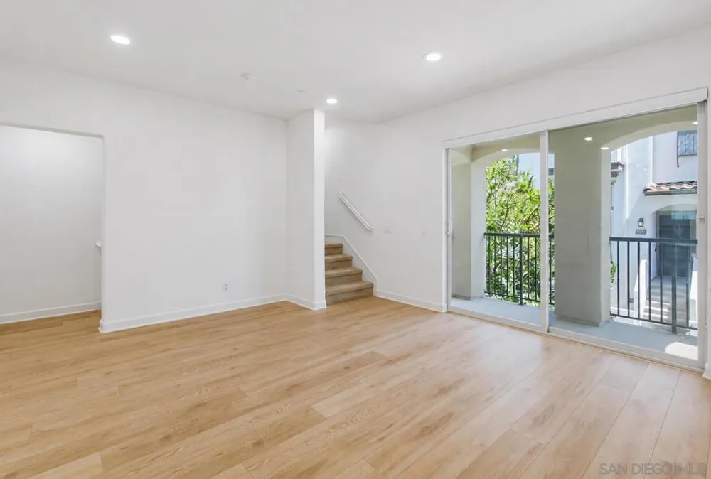 4366 Pacifica Way #3 Oceanside, CA 92056