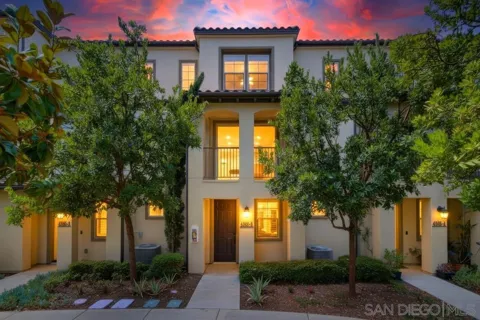 4366 Pacifica Way #3