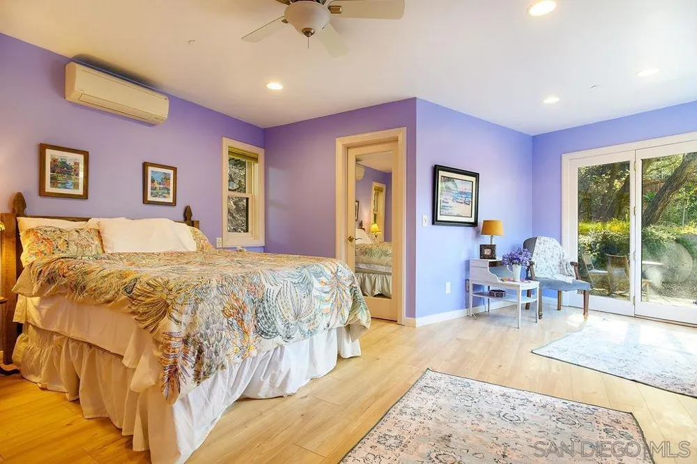 9707 Shadow Rd La Mesa, CA 91941