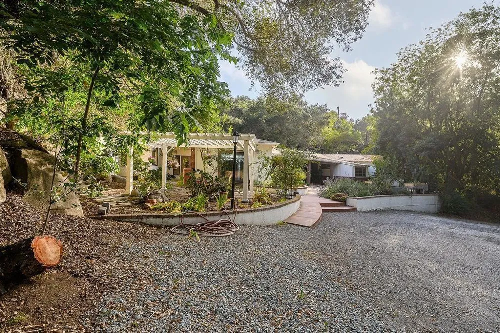 9707 Shadow Rd La Mesa, CA 91941