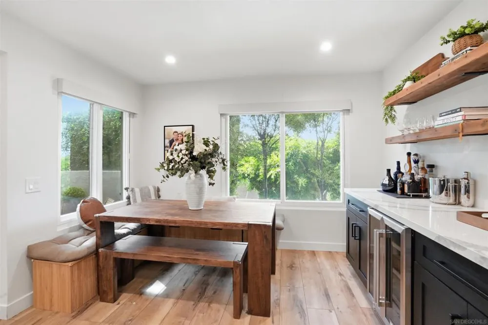 2444 Caminito Venido San Diego, CA 92107