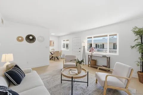 1030 Robinson Ave #312