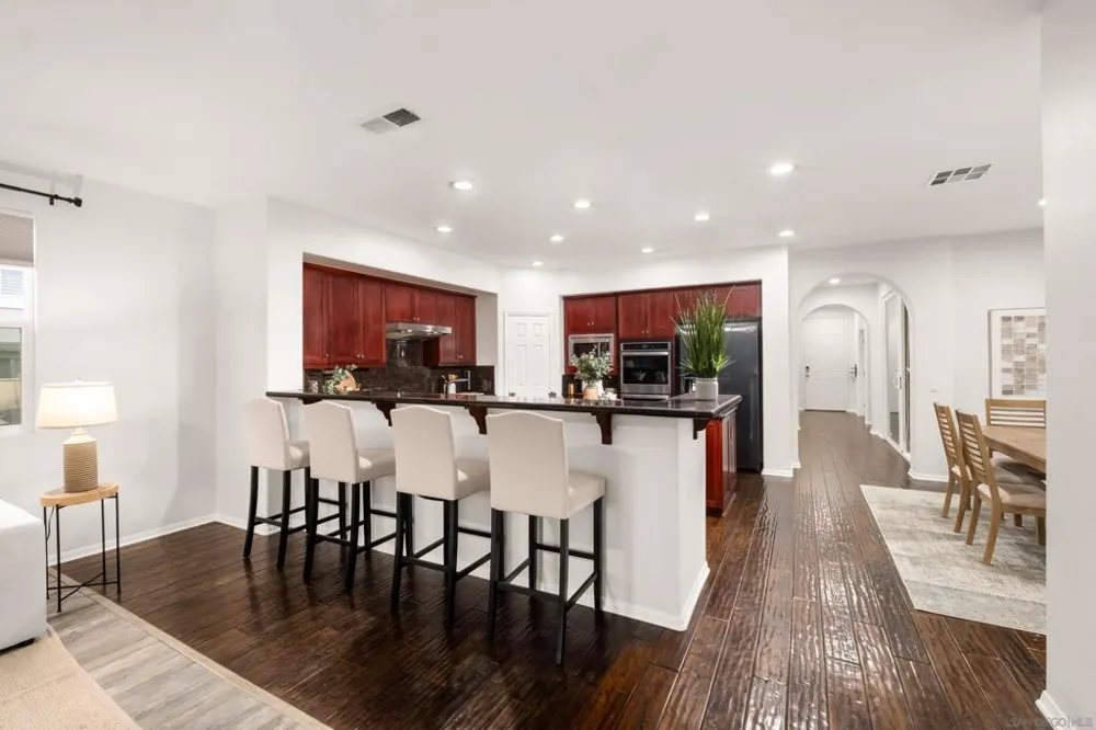 2661 Shadowbrook Way San Marcos, CA 92078