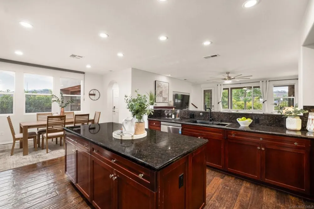 2661 Shadowbrook Way San Marcos, CA 92078
