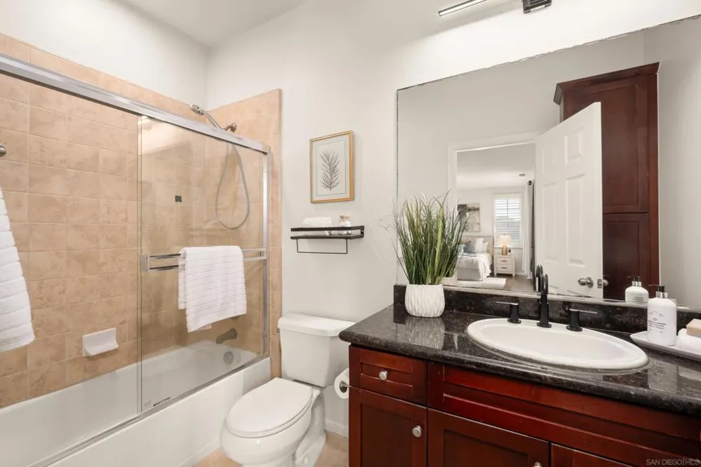 2661 Shadowbrook Way San Marcos, CA 92078