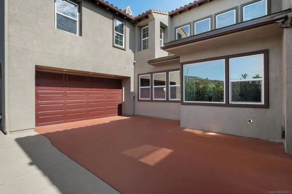 2661 Shadowbrook Way San Marcos, CA 92078