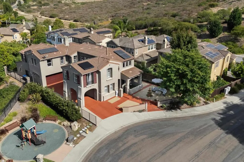 2661 Shadowbrook Way San Marcos, CA 92078