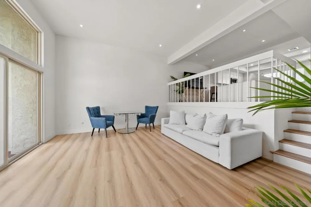 7410 Caminito Carlotta San Diego, CA 92120
