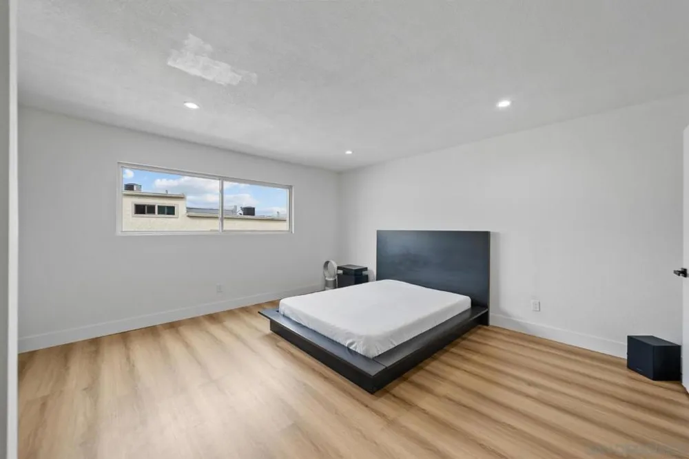 7410 Caminito Carlotta San Diego, CA 92120