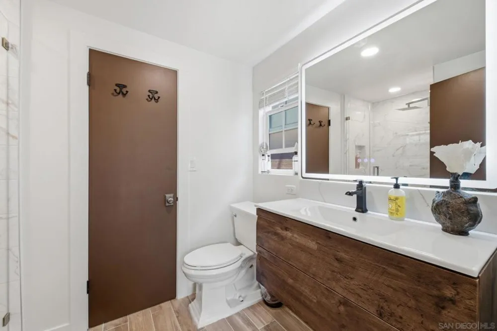 404 Bonair Street La Jolla, CA 92037