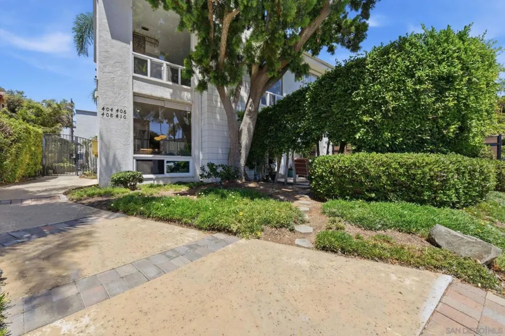 404 Bonair Street La Jolla, CA 92037