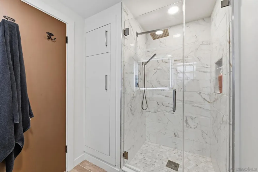 404 Bonair Street La Jolla, CA 92037