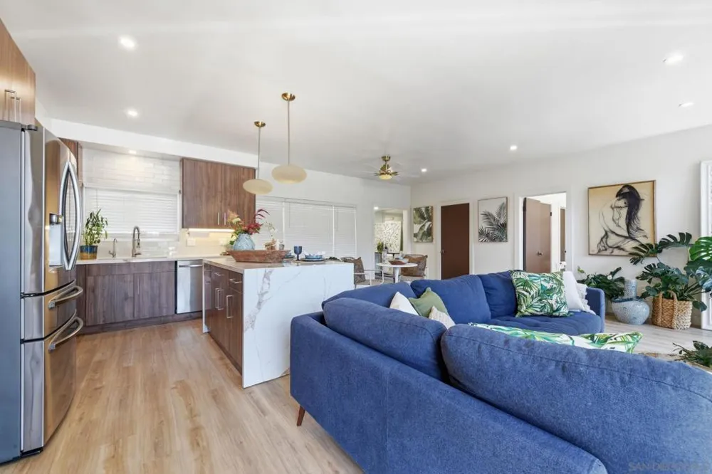 404 Bonair Street La Jolla, CA 92037