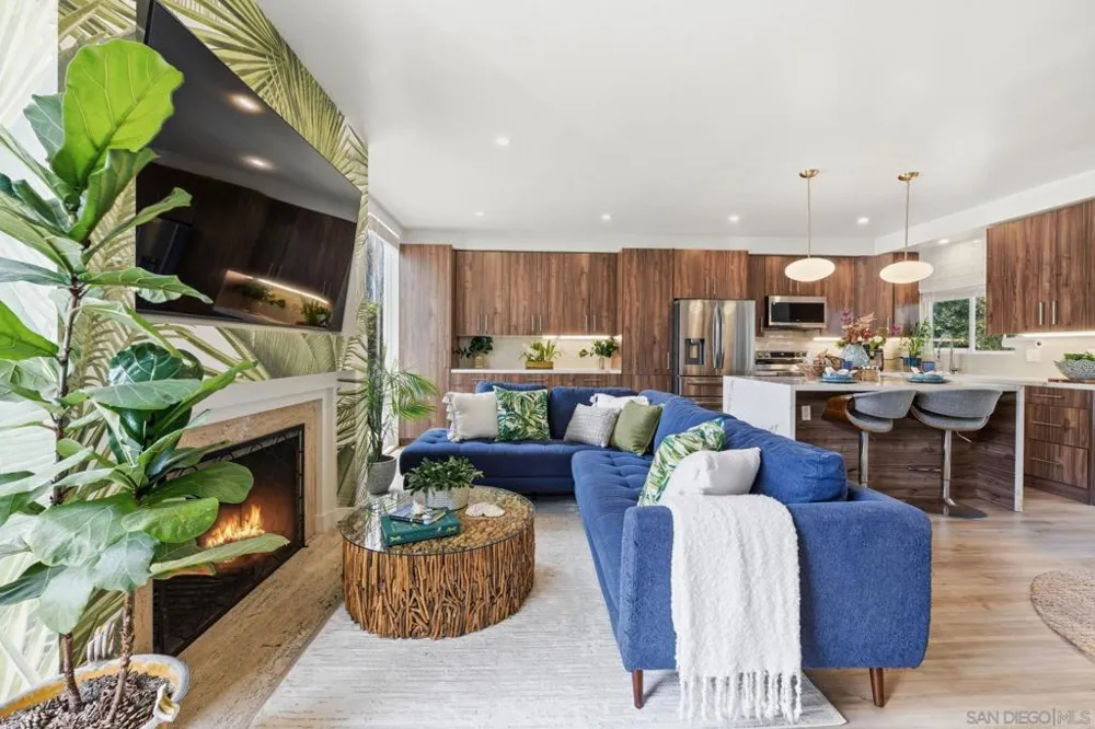 404 Bonair Street La Jolla, CA 92037