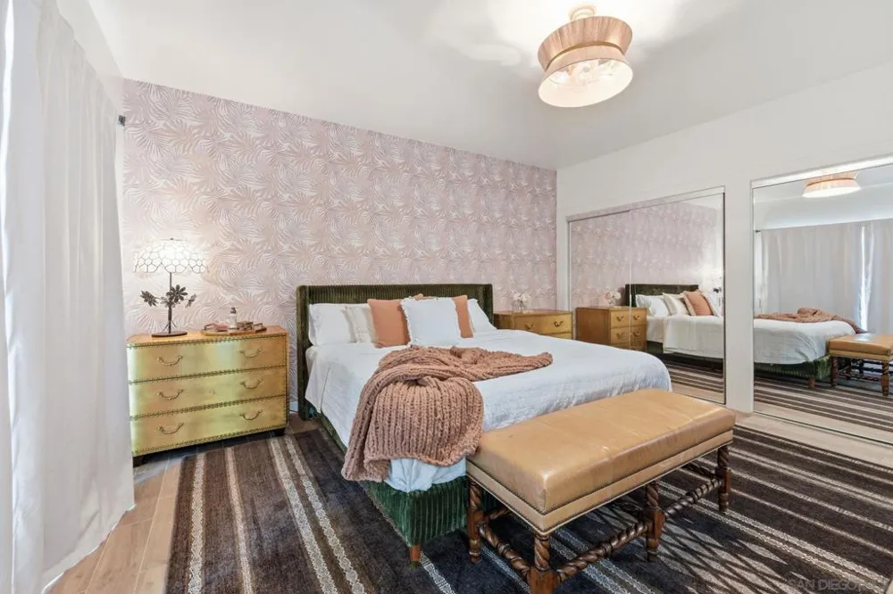 404 Bonair Street La Jolla, CA 92037