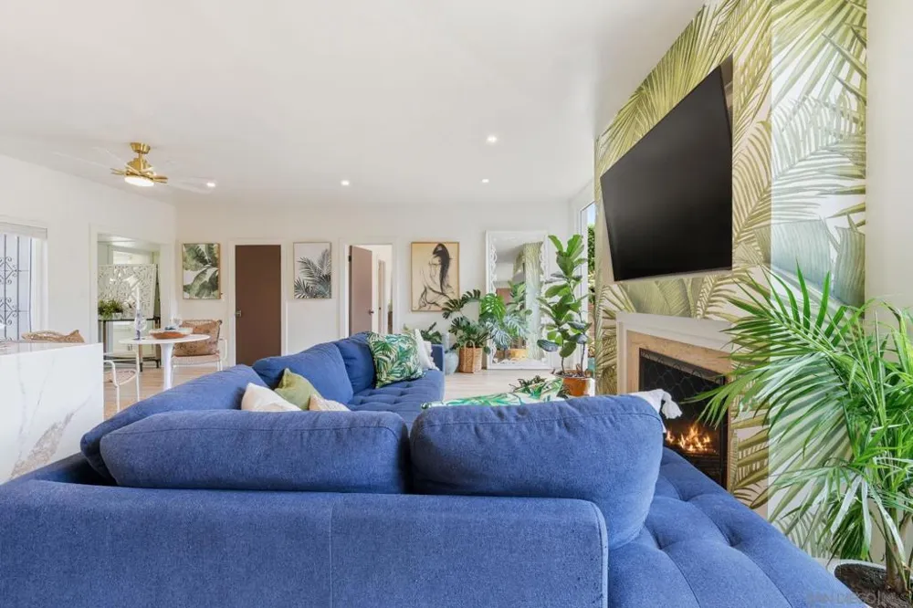 404 Bonair Street La Jolla, CA 92037